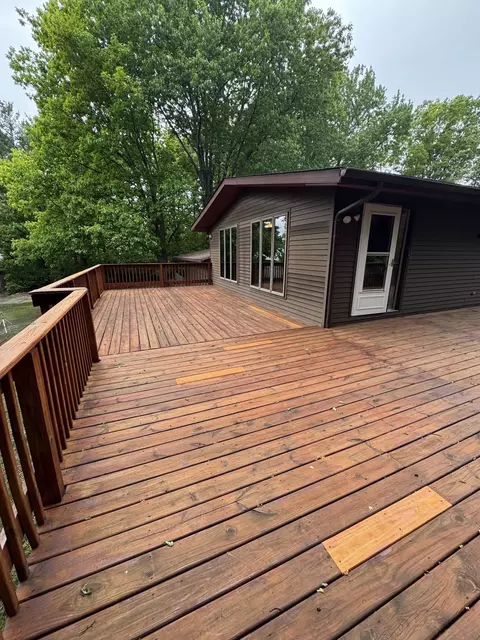 Exterior - 7705 E Rockton Rd, Roscoe, IL 61073 photo 5 of 5