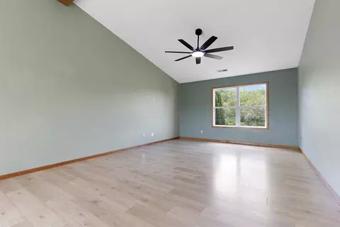 Living - 10050 Skipperling Rd, Roscoe, IL 61073 photo 3 of 3