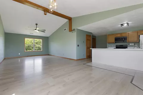 Living - 10050 Skipperling Rd, Roscoe, IL 61073 photo 1 of 3