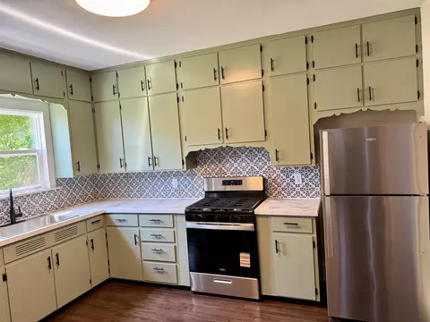 Kitchen - 621 E Garden St, Freeport, IL 61032 photo 1 of 3