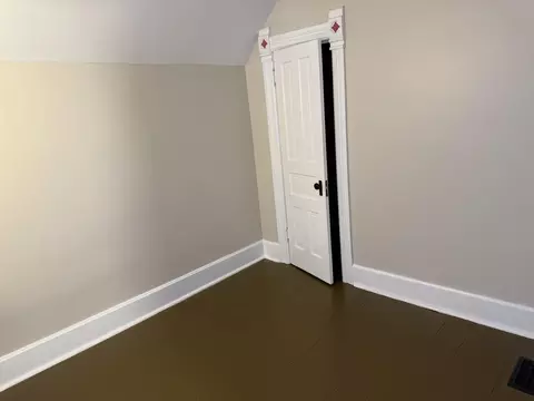 Bedroom - 621 E Garden St, Freeport, IL 61032 photo 5 of 6