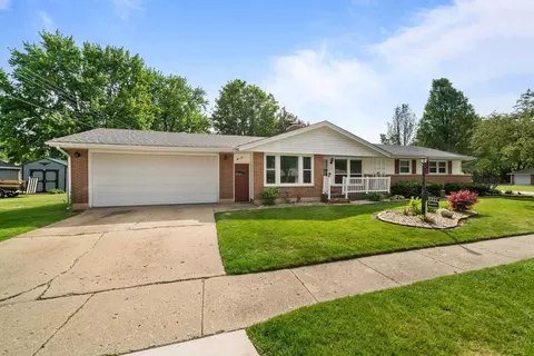 2227 Exeter Ave, Loves Park, IL 61111