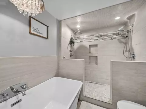 Bath - 8294 N Leaf River Rd, Leaf River, IL 61047 photo 6 of 6