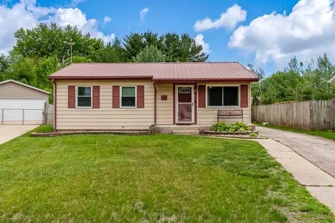 7909 Orion St, Loves Park, IL 61111