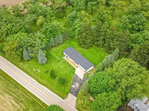 View/Area - 8500 Manchester Rd, Capron, IL 61012 photo 2 of 10