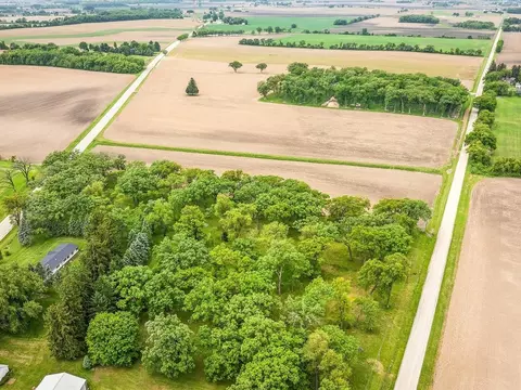 View/Area - 8500 Manchester Rd, Capron, IL 61012 photo 6 of 10