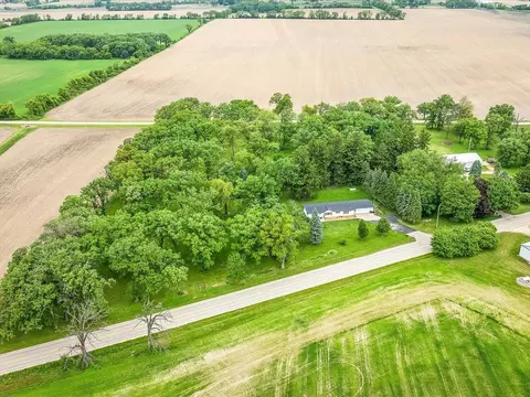 View/Area - 8500 Manchester Rd, Capron, IL 61012 photo 7 of 10