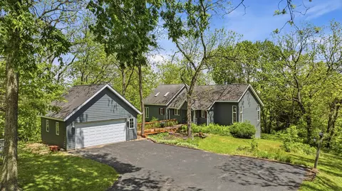 3 Hearthstone Path, Galena, IL 61036