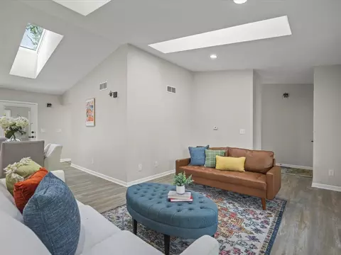 Living - 11602 Bend River Rd, Roscoe, IL 61073 photo 2 of 17
