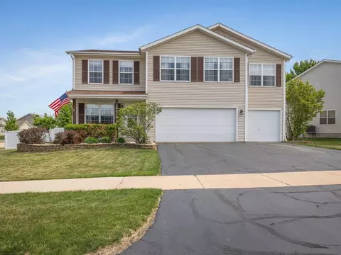 14019 Queenanns Way, Poplar Grove, IL 61065
