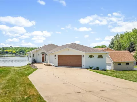 847 Breckenboro Rd, Lake Summerset, IL 61019