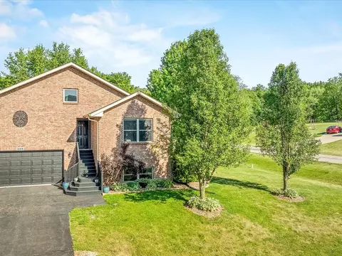 Exterior - 428 Lockwood Rd, Lake Summerset, IL 61019 photo 1 of 13