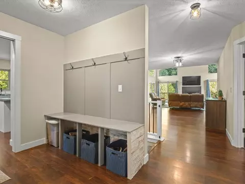 Entry Way - 428 Lockwood Rd, Lake Summerset, IL 61019 photo 1 of 7