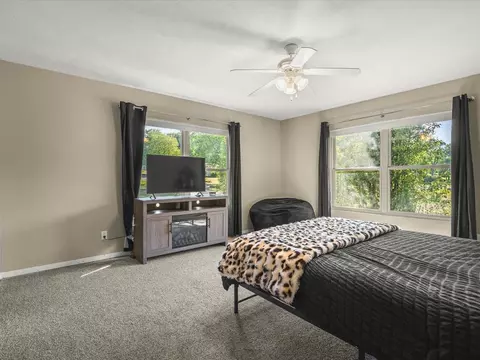 Bedroom - 428 Lockwood Rd, Lake Summerset, IL 61019 photo 4 of 7