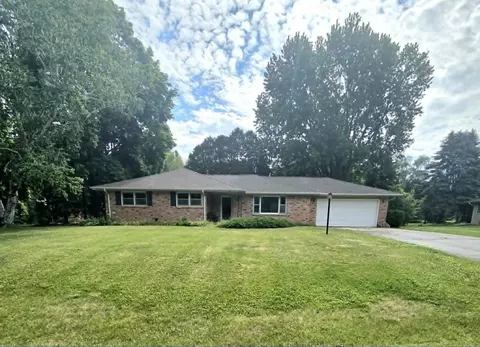 6310 Abraham Dr, Rockford, IL 61107