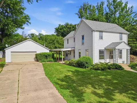 411 S Mckendrie St, Mount Morris, IL 61054
