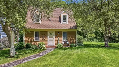 30 Thatcher Ln, Galena, IL 61036