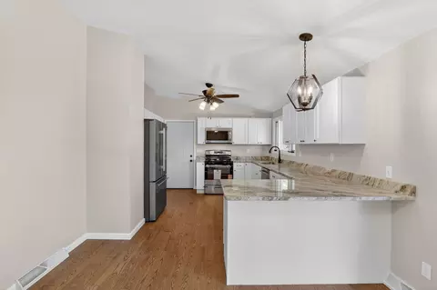 Kitchen - 8406 Nolan St, Harvard, IL 60033 photo 6 of 6