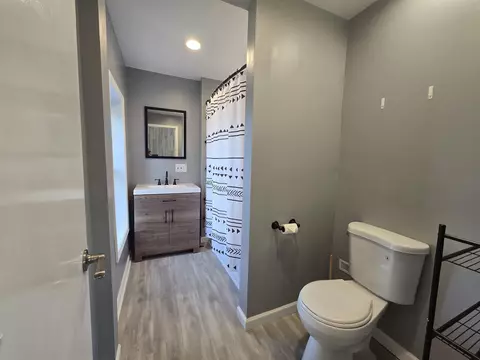 Bath - 732 W 2nd St, Byron, IL 61010 photo 3 of 3