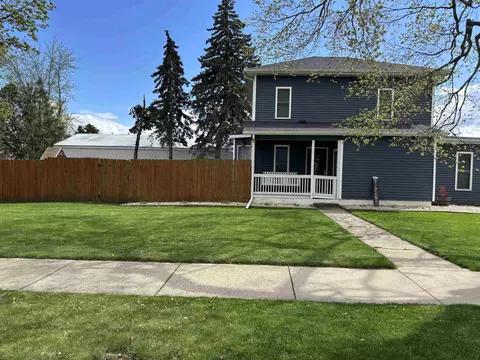 Exterior - 732 W 2nd St, Byron, IL 61010 photo 2 of 5