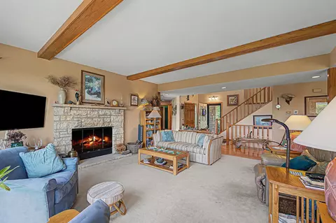 Living - 431 E Stadel Rd, Elizabeth, IL 61028 photo 3 of 4