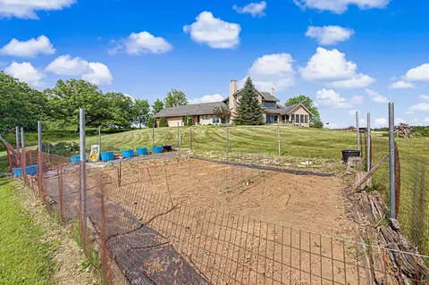 Exterior - 431 E Stadel Rd, Elizabeth, IL 61028 photo 12 of 14