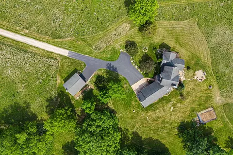 View/Area - 431 E Stadel Rd, Elizabeth, IL 61028 photo 1 of 1