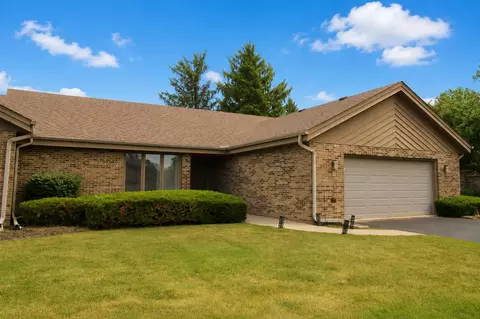 2136 Churchview Apt 1 Dr, Rockford, IL 61107
