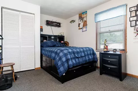 Bedroom - 10444 Rock Ln, Roscoe, IL 61073 photo 4 of 9