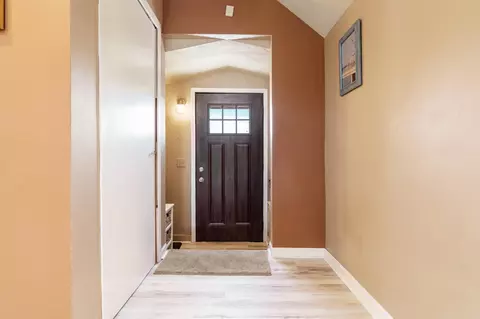 Entry Way - 10444 Rock Ln, Roscoe, IL 61073 photo 1 of 3