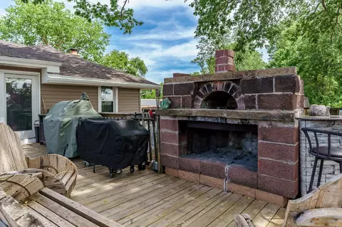 Exterior - 10444 Rock Ln, Roscoe, IL 61073 photo 6 of 15