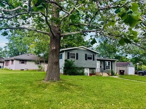 4003 Latham St, Rockford, IL 61103