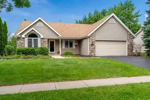 7152 Meadow Trce, Rockford, IL 61114