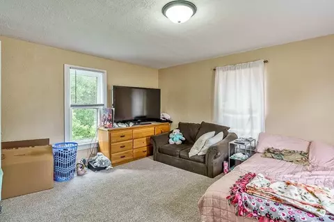 604 E Pleasant St, Belvidere, IL 61008 photo 21