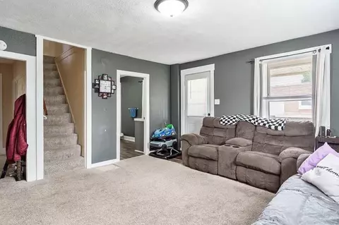 604 E Pleasant St, Belvidere, IL 61008 photo 5