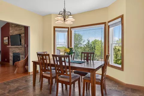 Dining - 6880 E Cherry Hill Rd, Ridott, IL 61067 photo 2 of 2