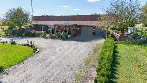 1627 E 950th Rd, Tonica, IL 61370 photo 2