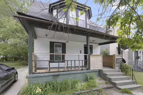 947 N Rockton Ave, Rockford, IL 61103