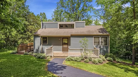 320 W Wachter Rd, Galena, IL 61036