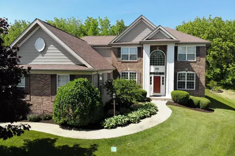 702 W Hampton Ave, Loves Park, IL 61111