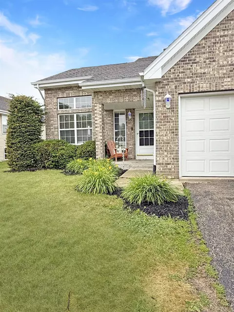 Exterior - 750 N Brookview Dr, Byron, IL 61010 photo 2 of 4