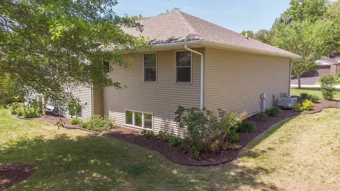 1021 Bertram Dr, Freeport, IL 61032 photo 32