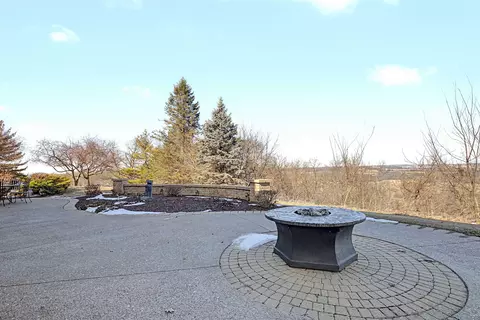 Exterior - 1 E Hoffman Rd, Elizabeth, IL 61028 photo 4 of 9