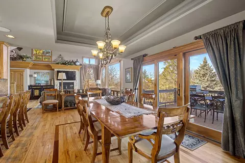 Dining - 1 E Hoffman Rd, Elizabeth, IL 61028 photo 1 of 3