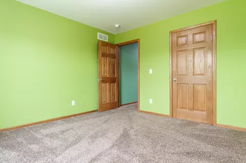 Bedroom - 622 Ashleigh Ln, Roscoe, IL 61073 photo 6 of 6