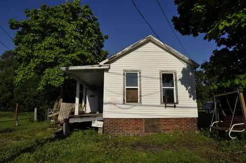 211 S Sterling St, Streator, IL 61364
