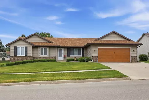 2217 Farmdale Ln, Freeport, IL 61032