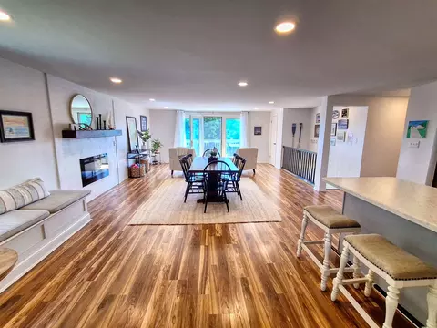 Dining - 5-165 Heathcliff Dr, Lanark, IL 61046 photo 2 of 3
