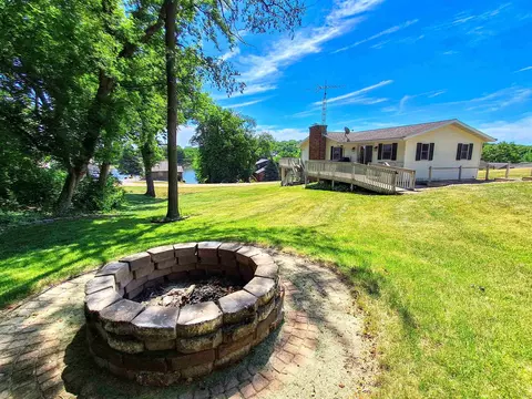 Exterior - 5-165 Heathcliff Dr, Lanark, IL 61046 photo 6 of 8