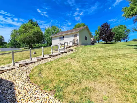 Exterior - 5-165 Heathcliff Dr, Lanark, IL 61046 photo 8 of 8